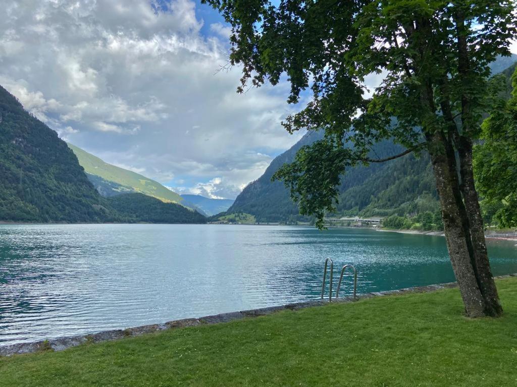 Chasa Sassalbo Panzió Poschiavo Kültér fotó
